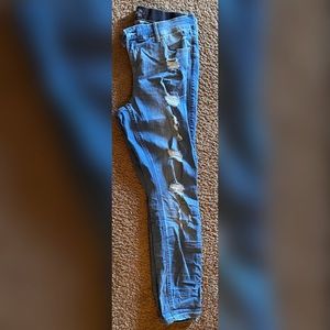 Bombshell skinny. Size 16R. Light blue. Distressed